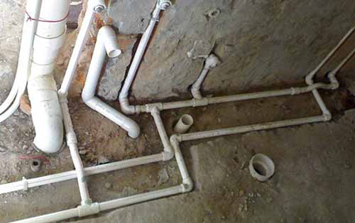 家居卫生间排水管安装注意事项与日常维护技术服务指南